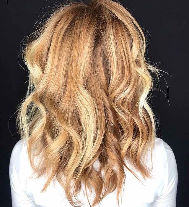 cabelo loiro com luzes
